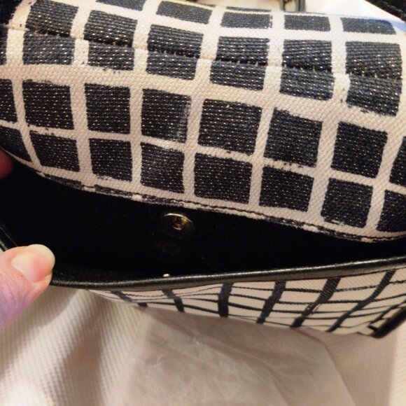 Coach Madison Sm Top Handle/Crossbody in Black/Cream EUC + NWT Coach Gold Chain - Picture 9 of 16